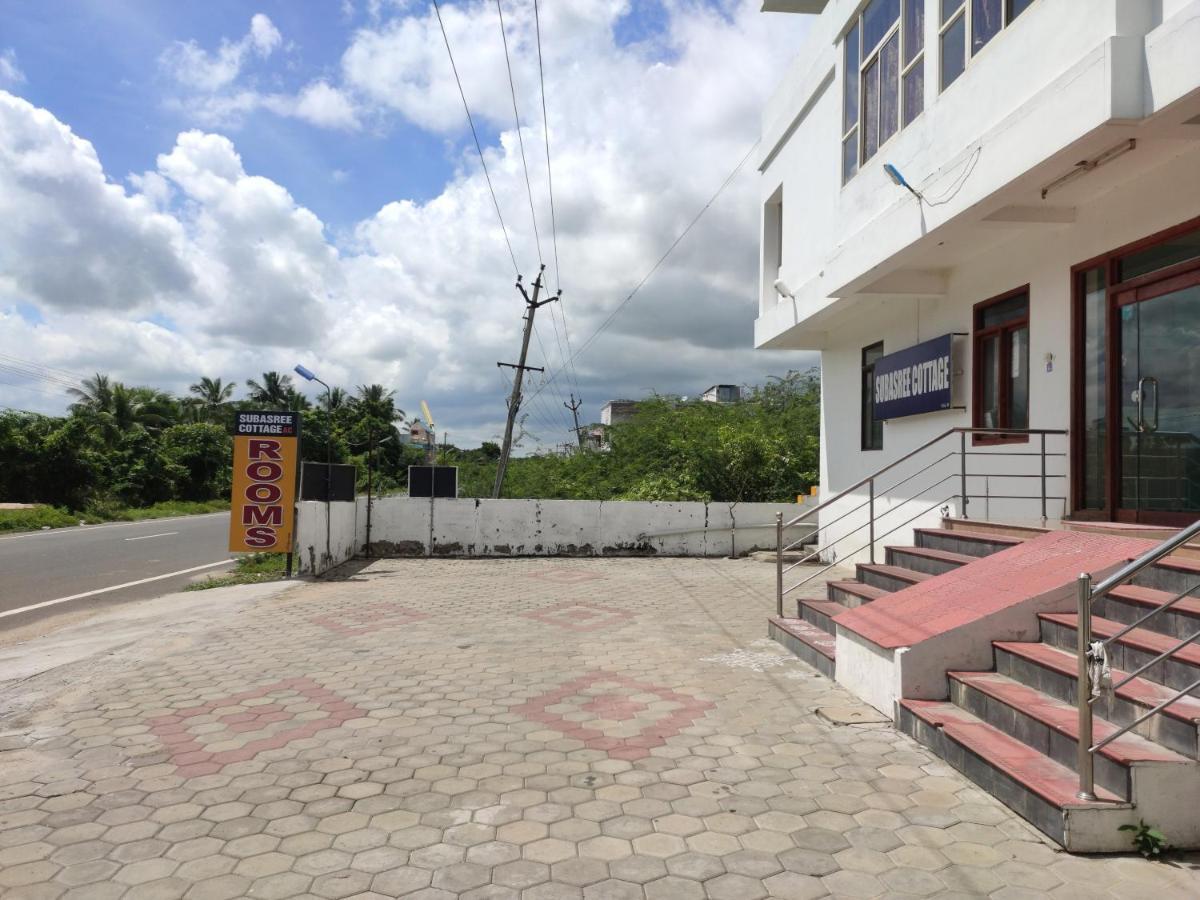 Subasree Cottage Tirunallar Luaran gambar