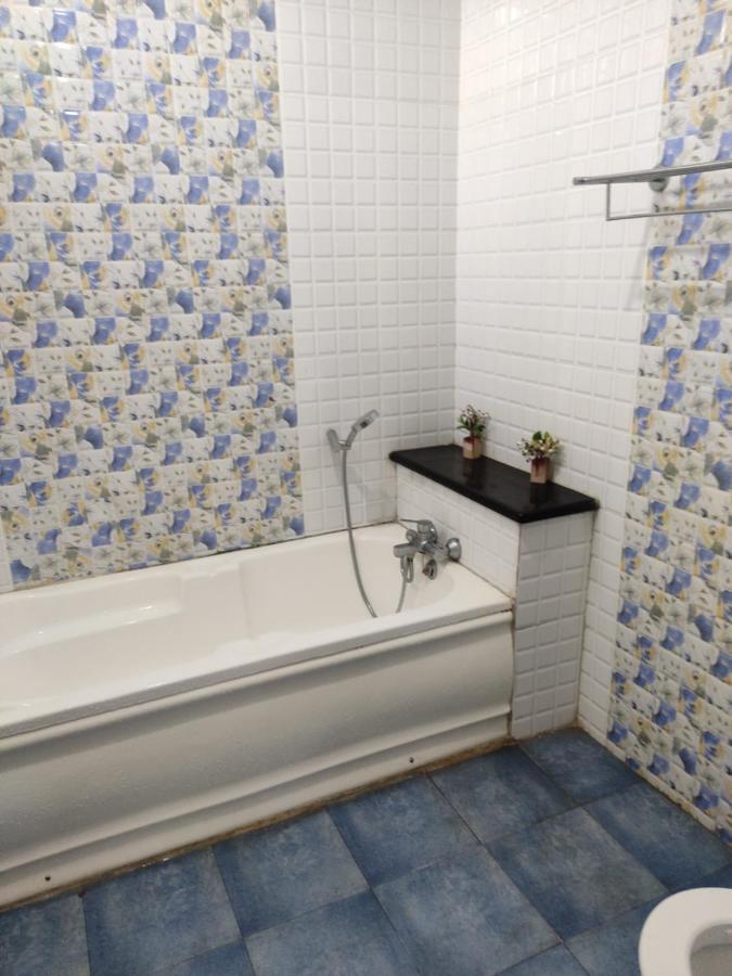 Subasree Cottage Tirunallar Luaran gambar